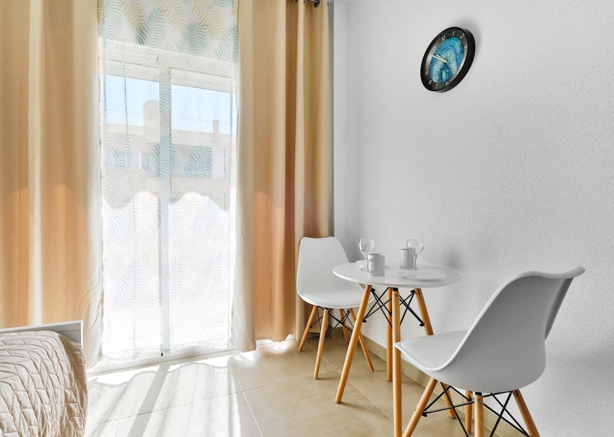 Estudio La Loma Apartment ตอร์เรเวียคา ภายนอก รูปภาพ